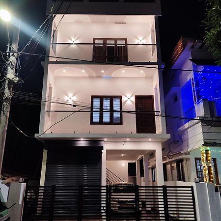 Alam Homestay Kochi Ngoại thất bức ảnh