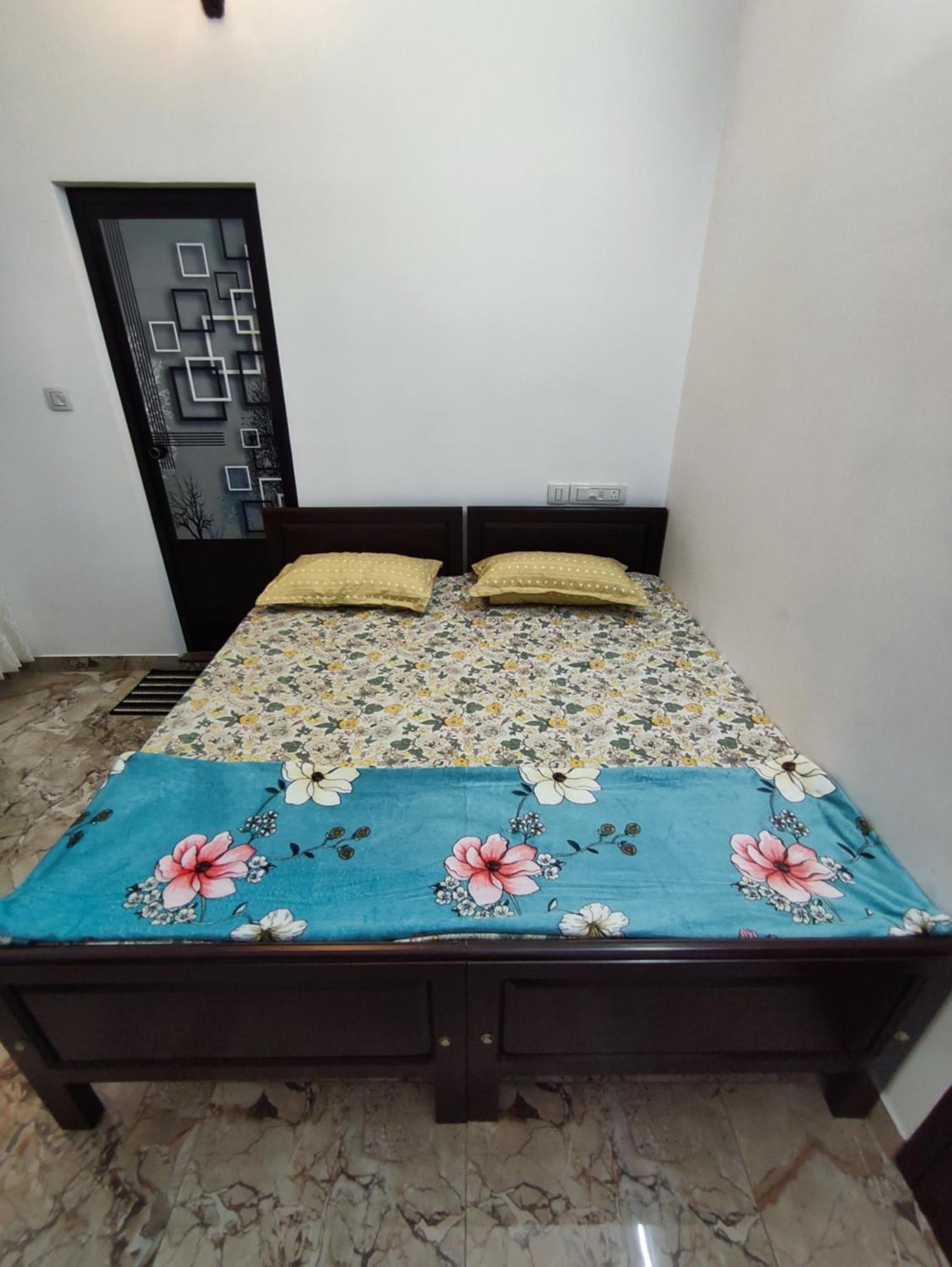 Alam Homestay Kochi Ngoại thất bức ảnh
