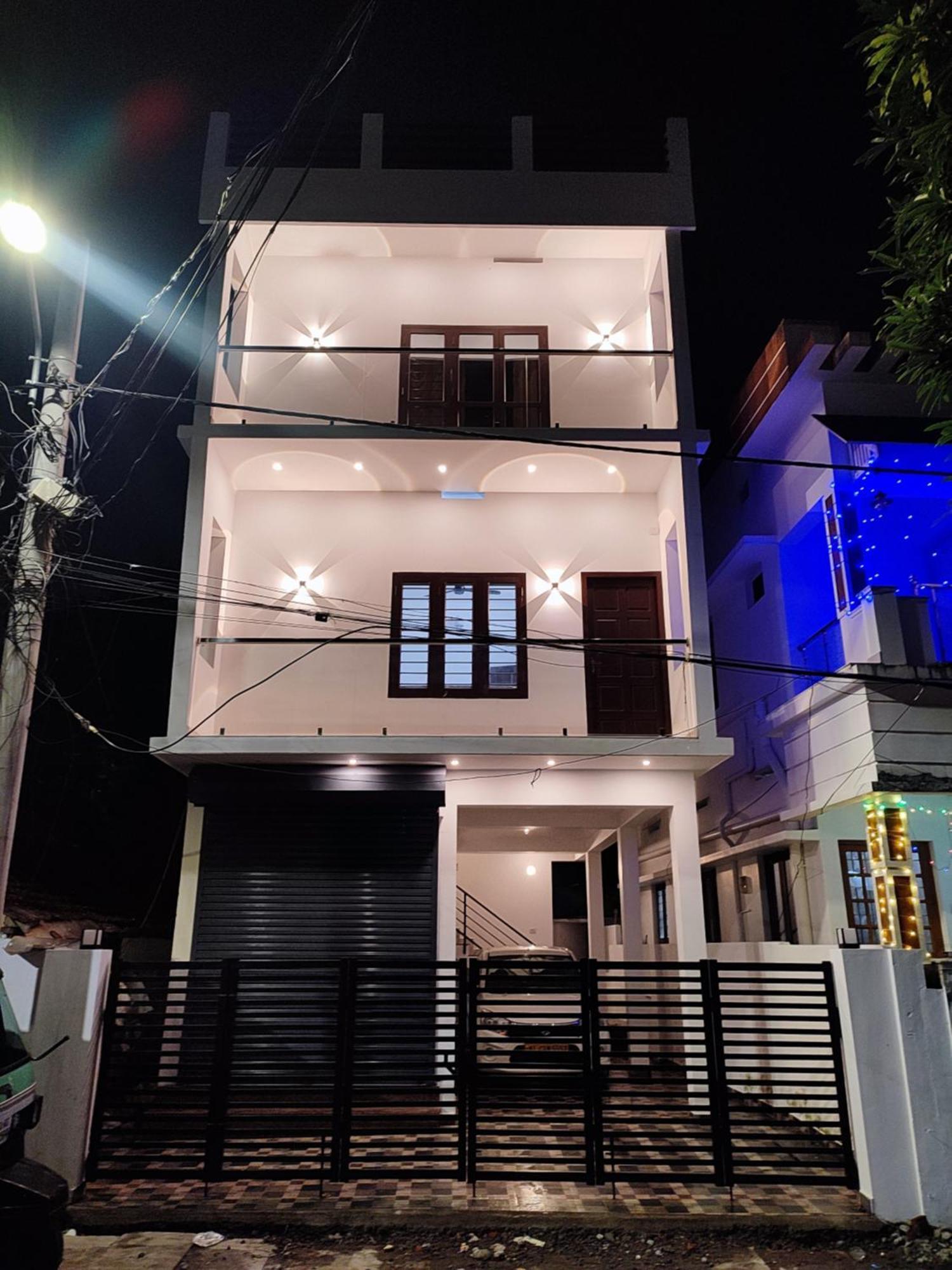 Alam Homestay Kochi Ngoại thất bức ảnh